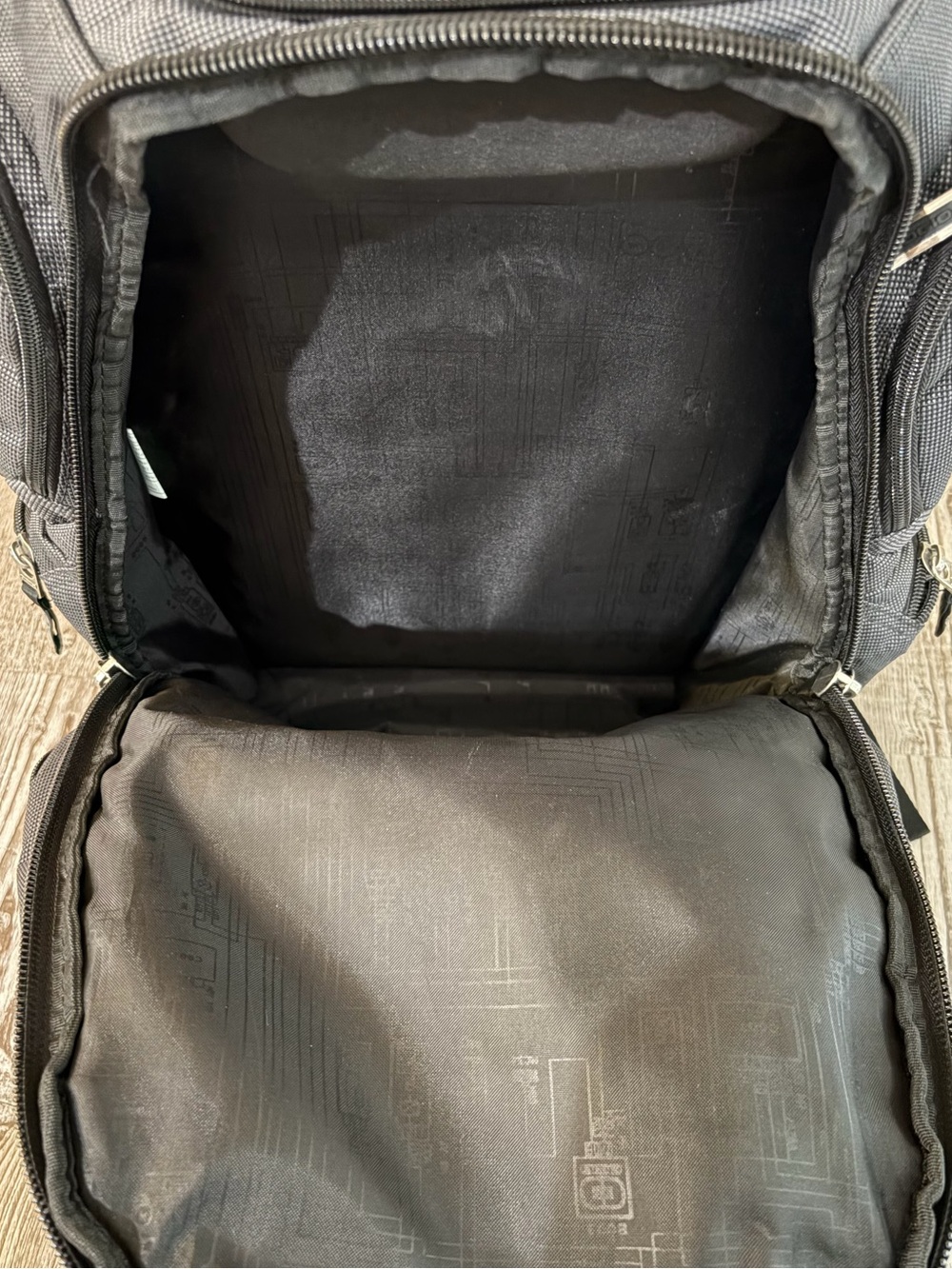 OGIO Black Multi-Pocket Backpack - Picture 6 of 8